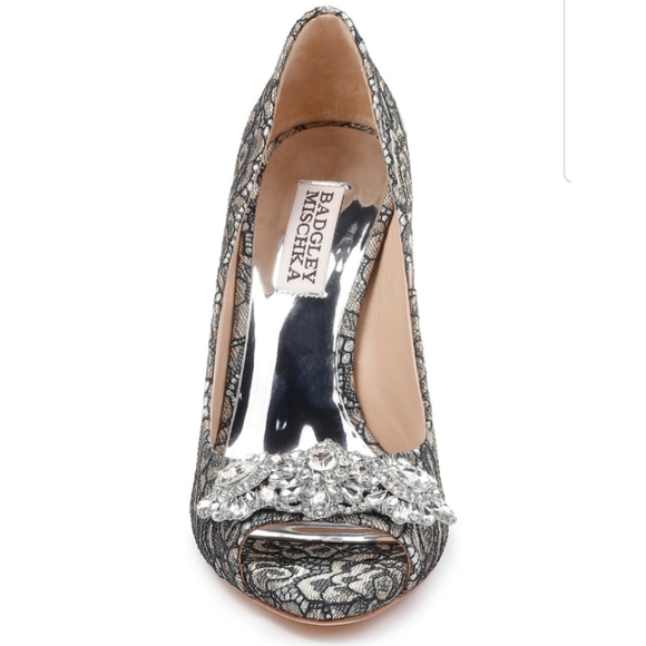 💥💥HP💥💥NEWBadgley Mischka Embellished Heels - Picture 4 of 6